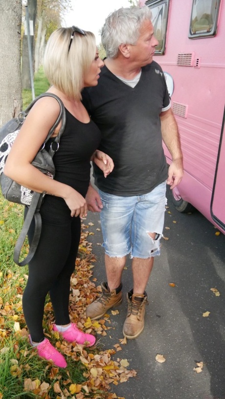 german milf hot sexy img