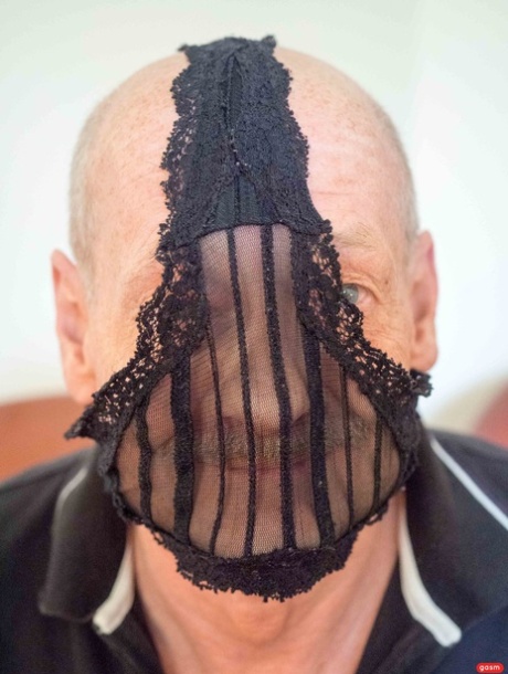 große Titten in der Öffentlichkeit exklusive pornografische fotos