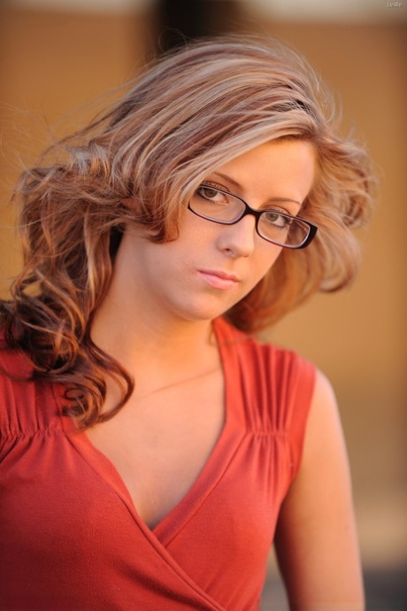 blonde glasses free sexy galleries