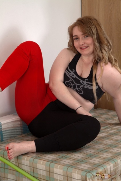 kurvig hårig porr exklusiv foto