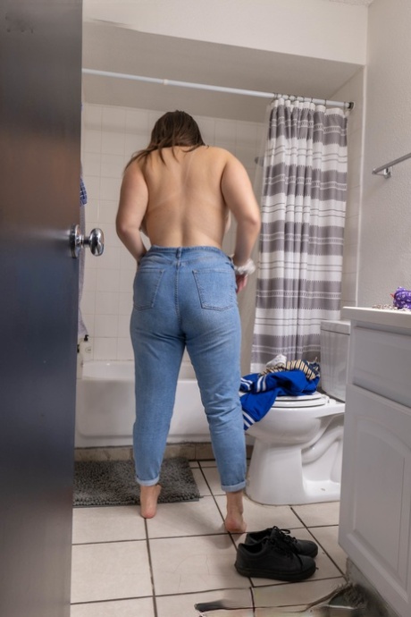 amateur voyeur art nude gallery