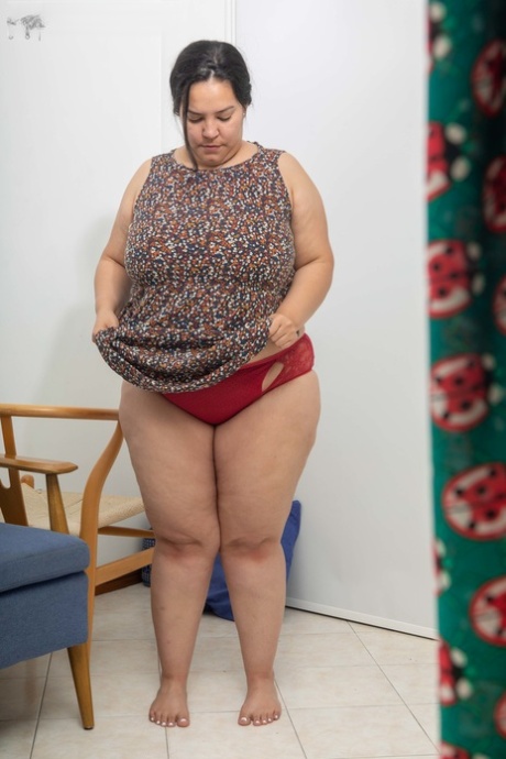 chubby panties xxx photo