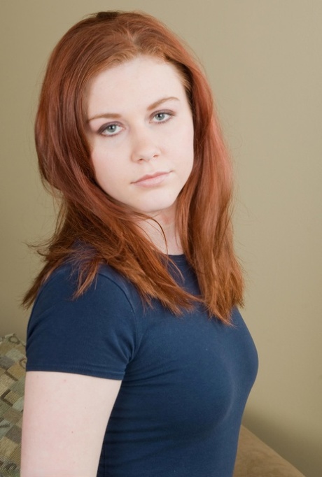 gorgeous redhead erotic images