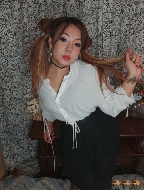 asian skirt sexy nudes pic