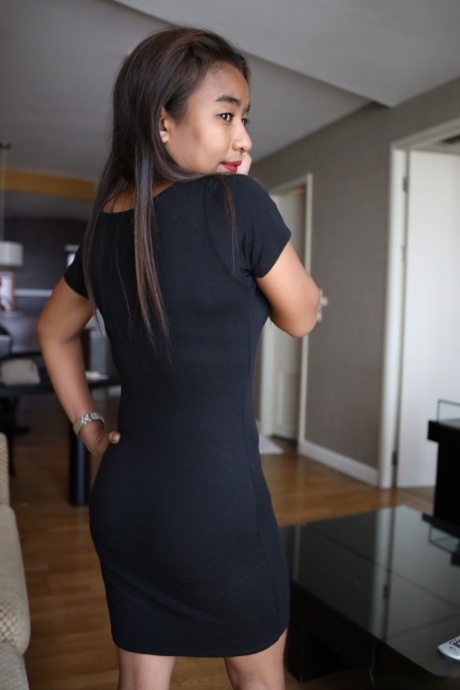 thai milf top photos