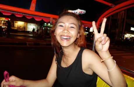 sexy asian hot naked img