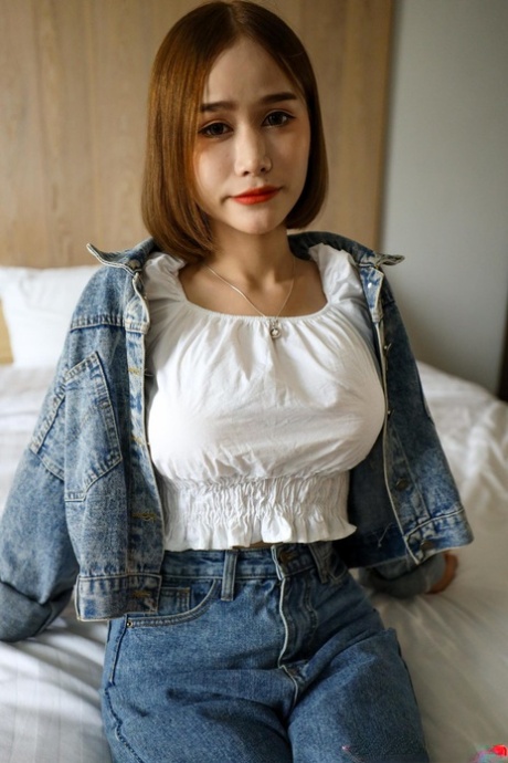 punto di vista di ladyboy pornografico bollente img