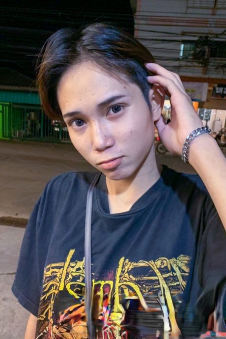 tenåring ladyboy sexy fine foton