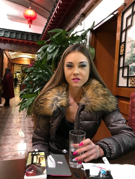 Akira May sexy pornstar picture
