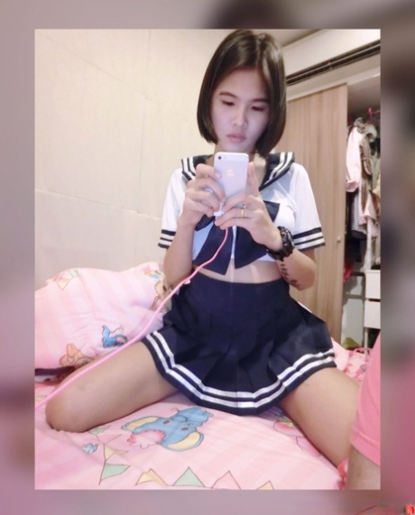 tonåring ladyboy konst foton