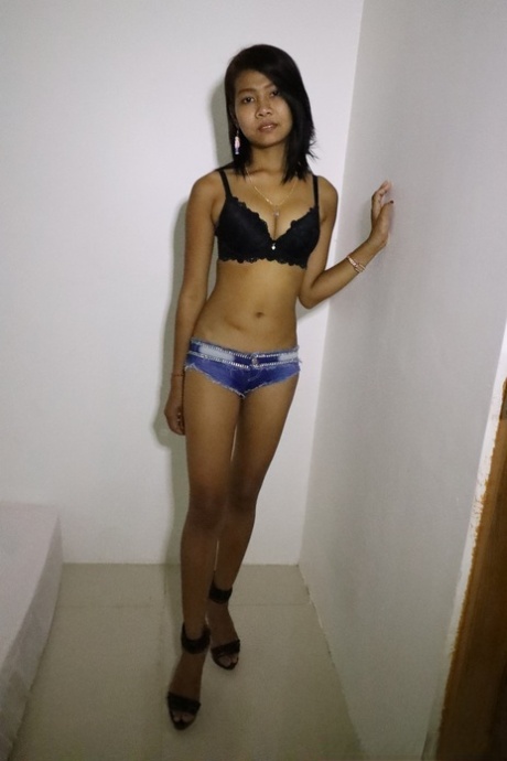 kort hår asiatisk sexet erotisk billeder