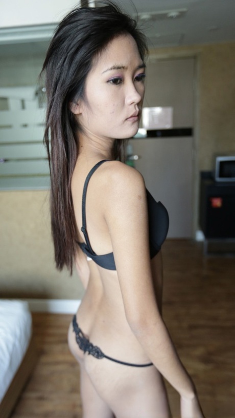 tall asian sex gallery