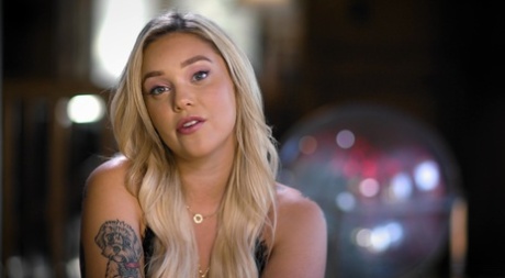 Kali Roses model hot photos