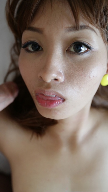 chatte asiatique poilue belle érotique img
