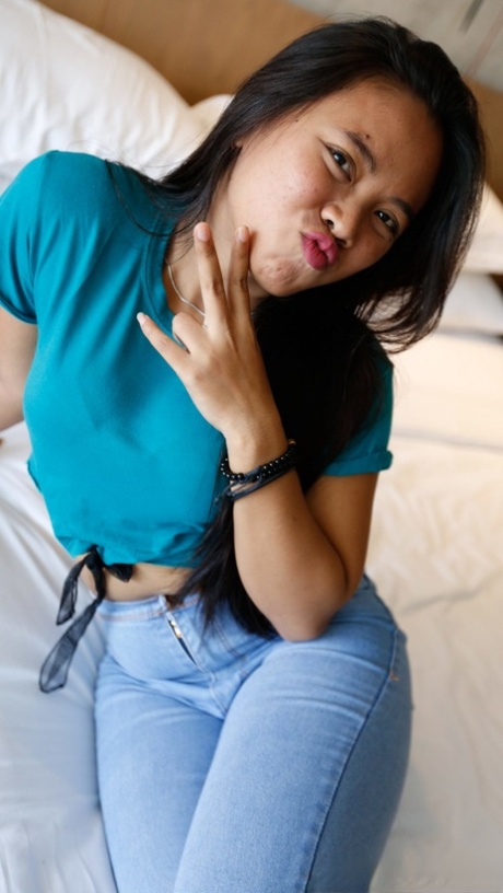 filipina teen hot nude img