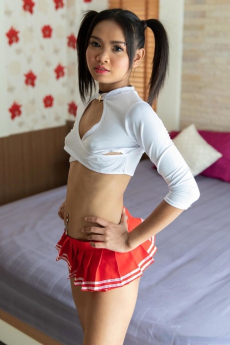 thailändsk tonåring gratis nice bilder
