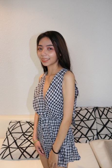 asiatisk flickvän porr het foton
