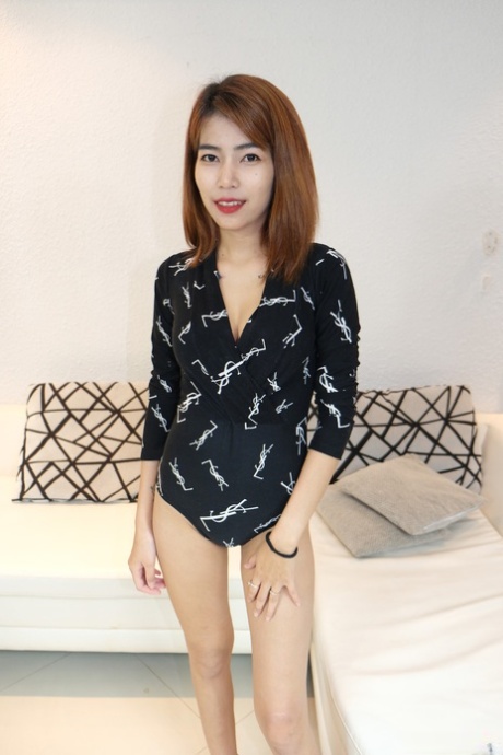 petite asiatique hd xxx archive