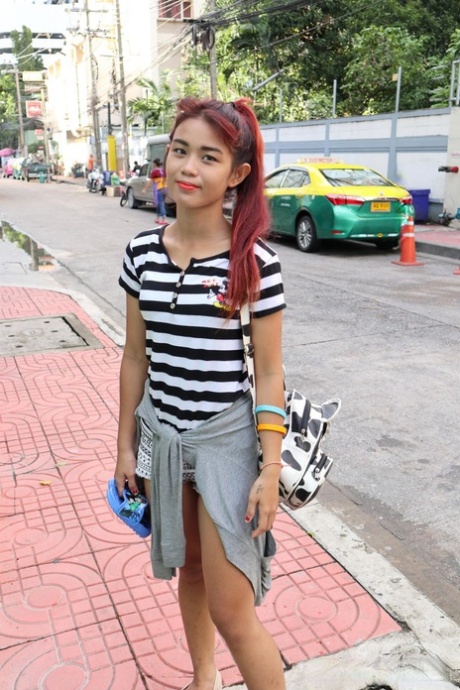 skinny petite hot sexy images