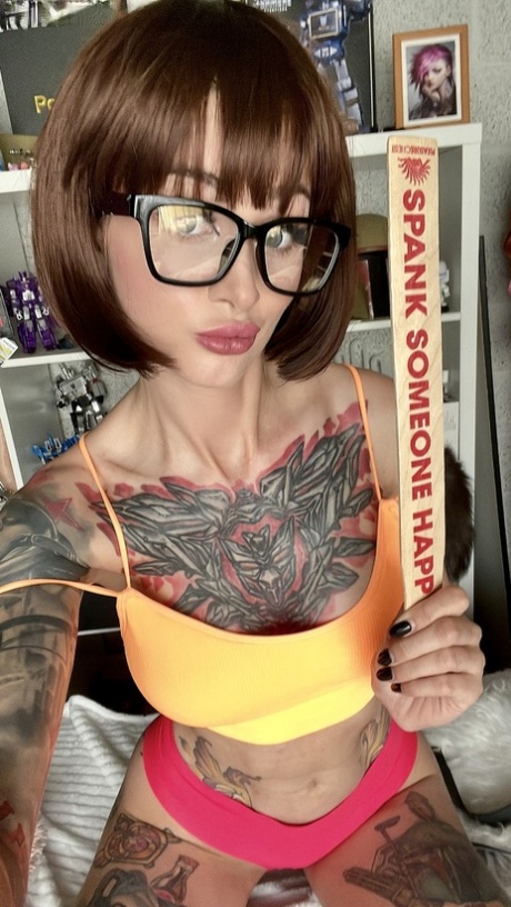 nerd flaco perfecto sexy galerías