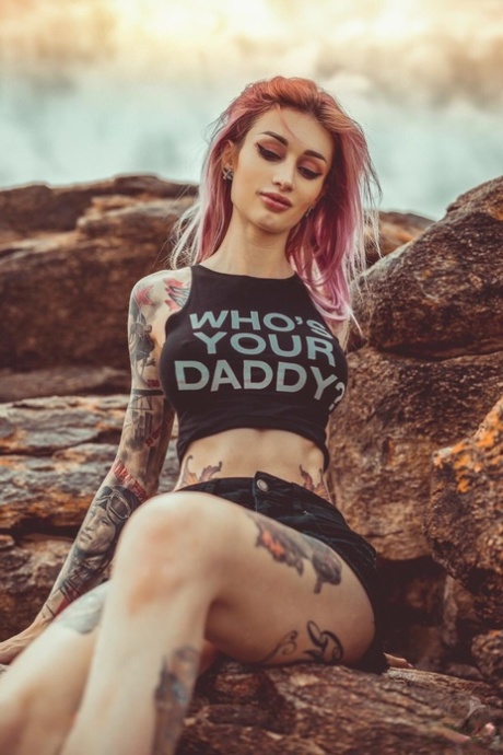 pink hair free sex photos