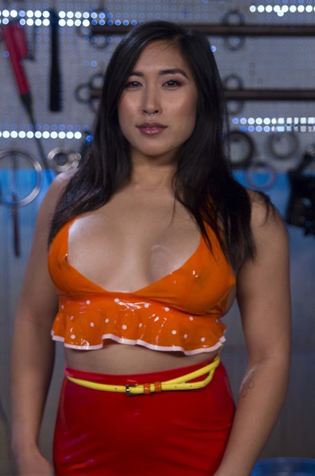 asian femdom beautiful naked pic