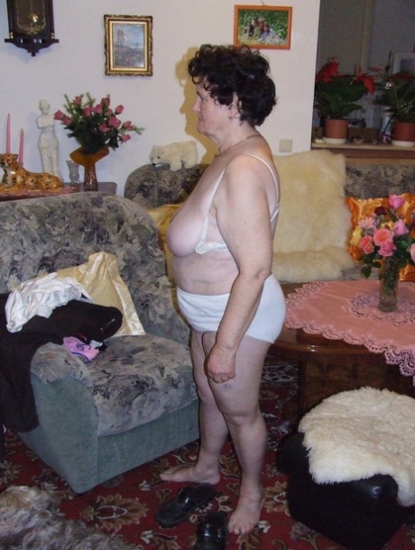 kort hår asiatiskt perfekt pornografisk bild