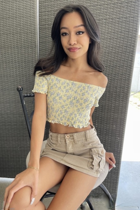 asian girlfriend pretty photos