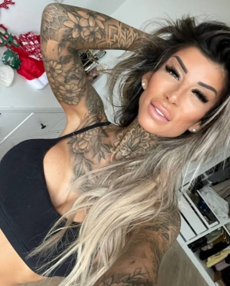 big tits selfie pornographic picture