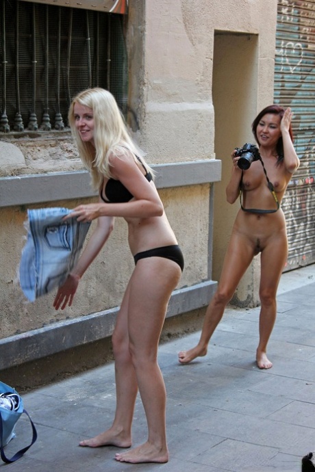 asian public hot sexy photos