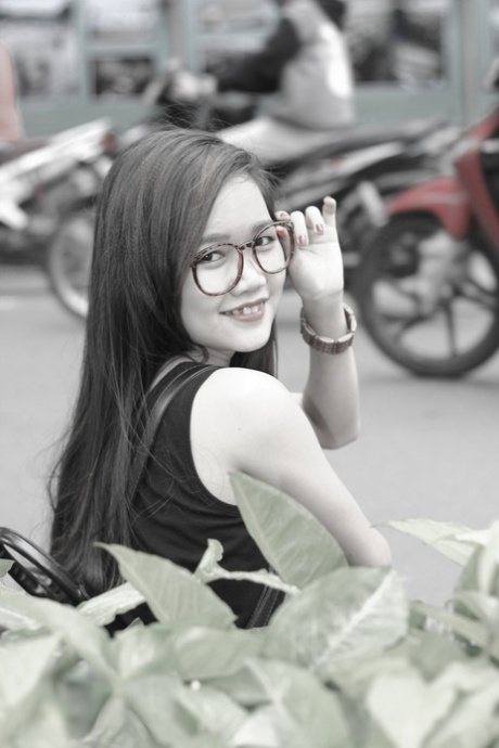 adolescente filipina xxx perfecto imagen