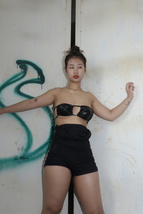 asian shorts pornographic pictures