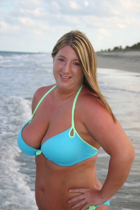 topless beach free porn pic
