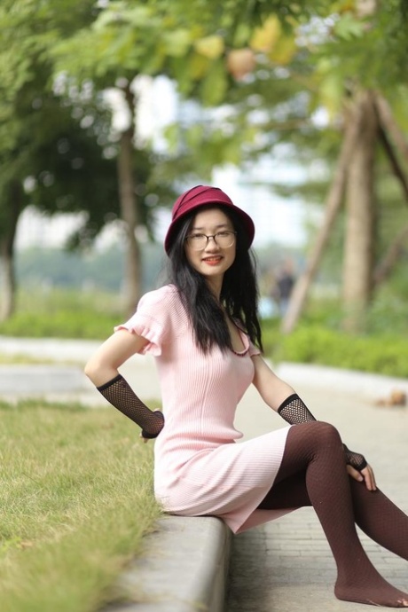 asian pantyhose sexy nude image