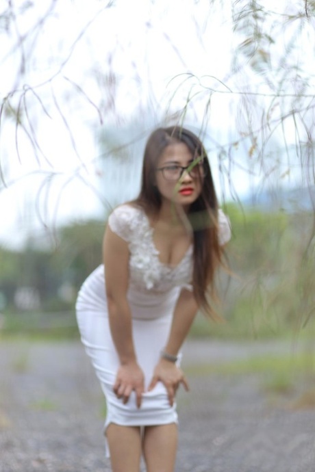 asian skirt free porn images