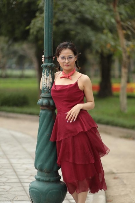 short hair glasses erotic gallery