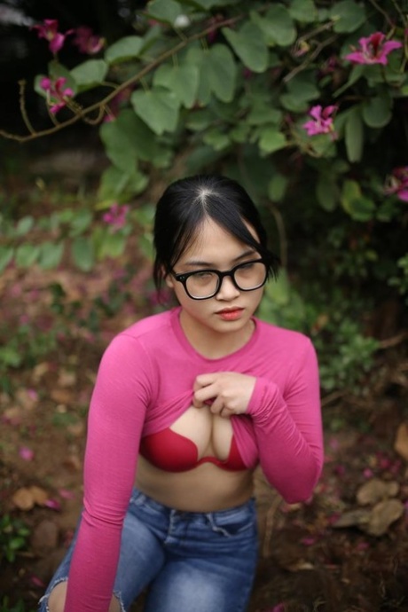 bra porn images