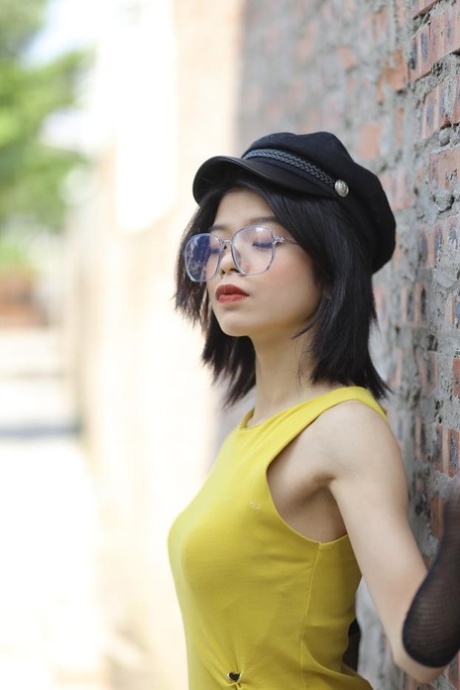 asian glasses hot sex pic