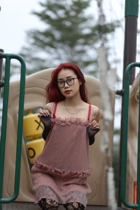 亚洲口爆 自由裸體 圖片