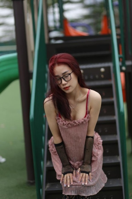 lunettes rousses des nus parfaits photo