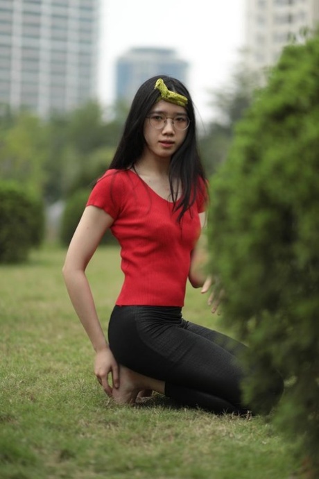 asiatiska glasögon vuxen hög kvalitet bilder