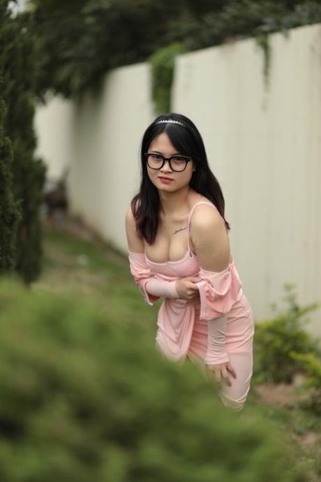 asian outdoor sex img