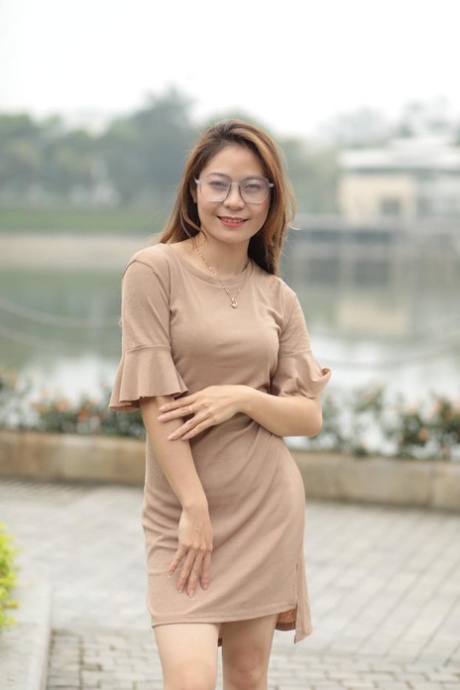 黑色大胖女人 藝術裸體 圖片