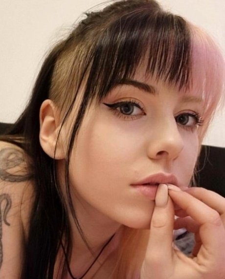 cara bonita exclusiva erótica galería