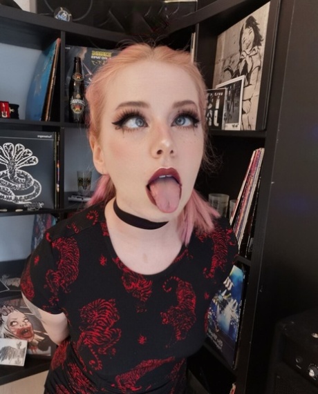 ahegao porno pictures