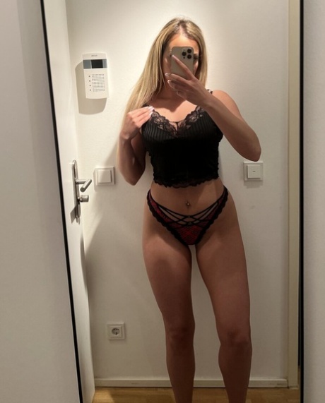 homemade selfie sexy nudes images