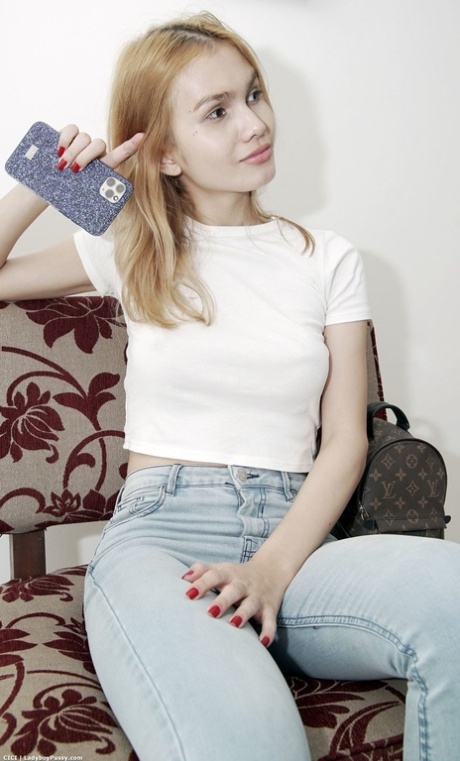 jeans transexuelle pornographique en haute définition images