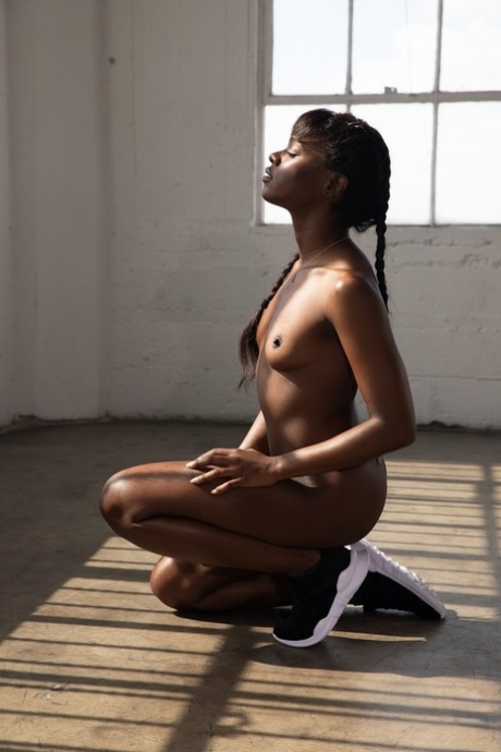 ebony natural tits art xxx img