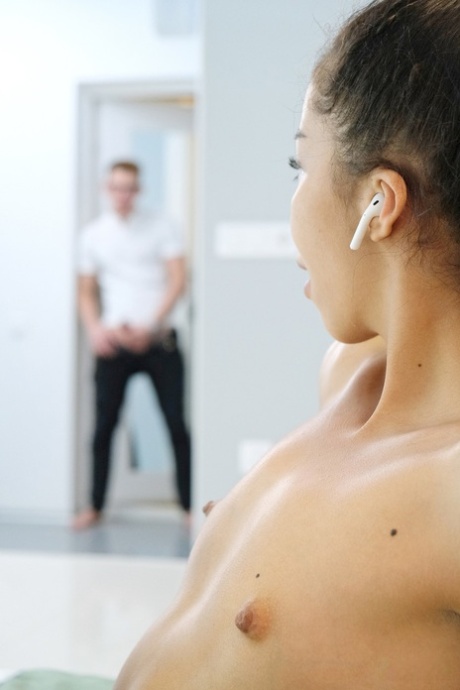asiatisk kneppe pornografisk gratis billeder