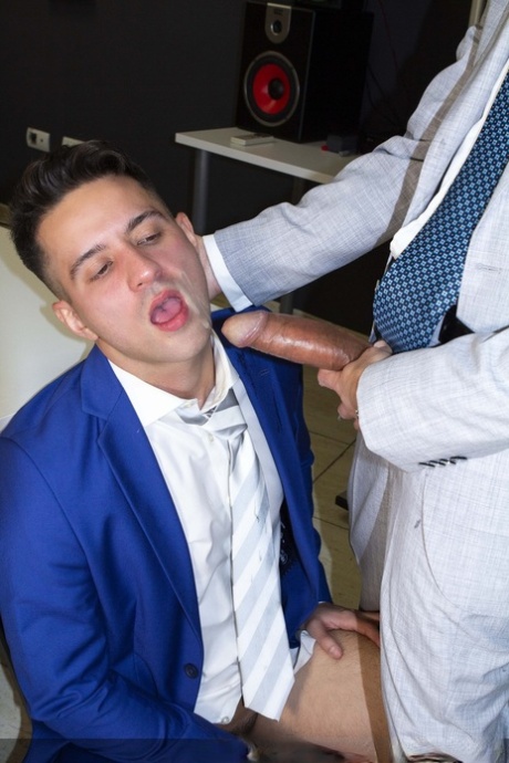 gay facial free porn pic